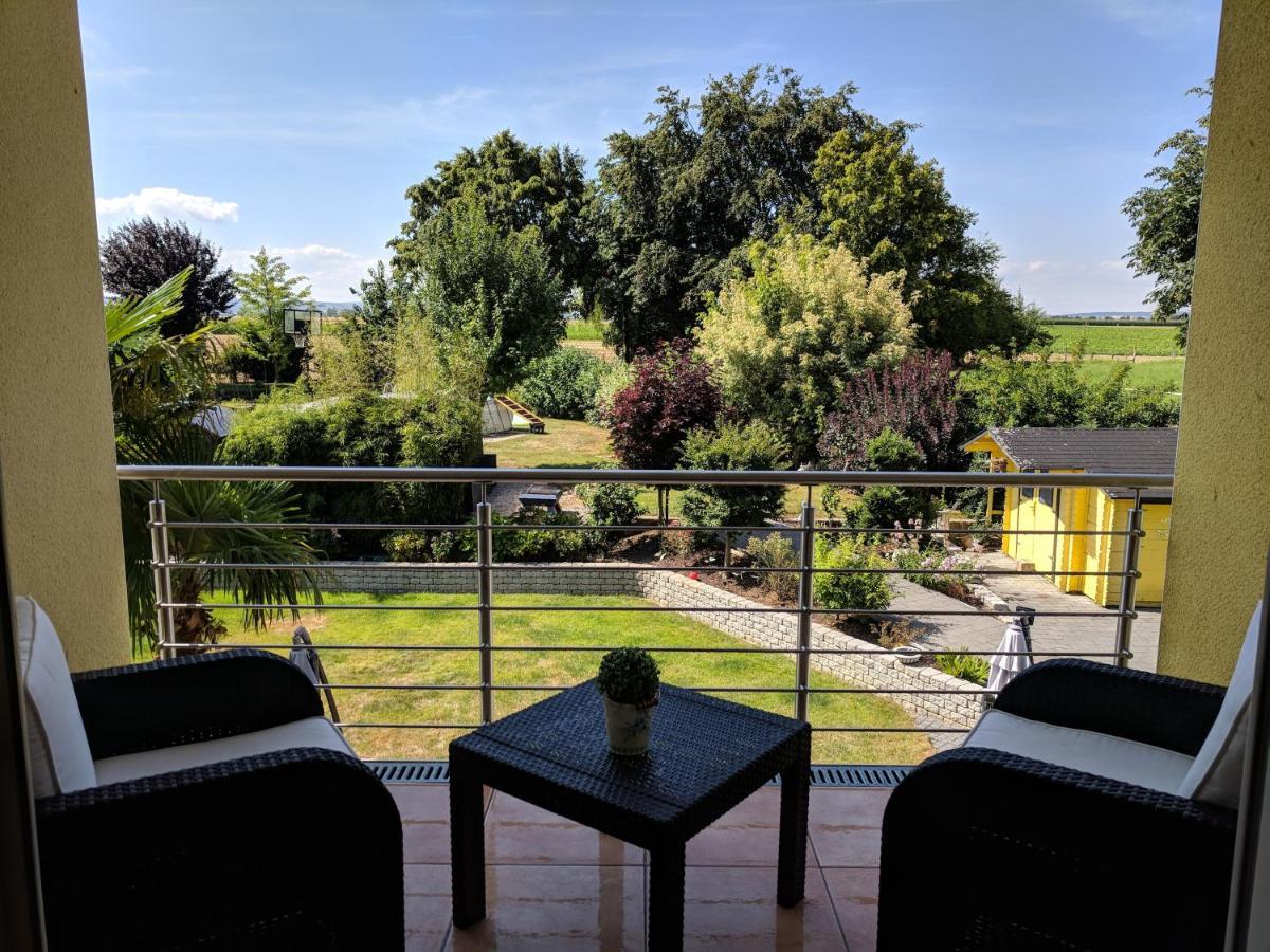Grosse Schoenheit Mit Panoramablick Euskirchen Extérieur photo